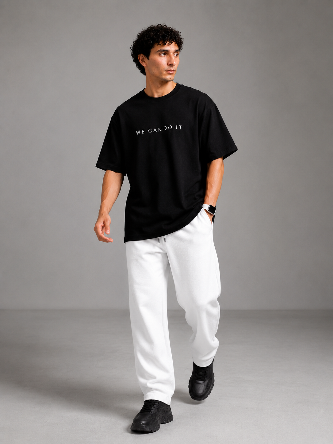 BLACK OVER SIZE T SHIRT